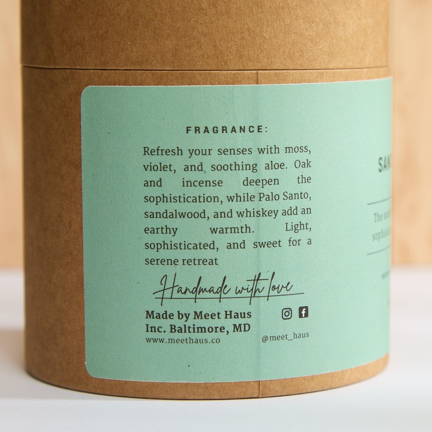 Sanctuary Candle – A Smooth Palo Santo Fragrance