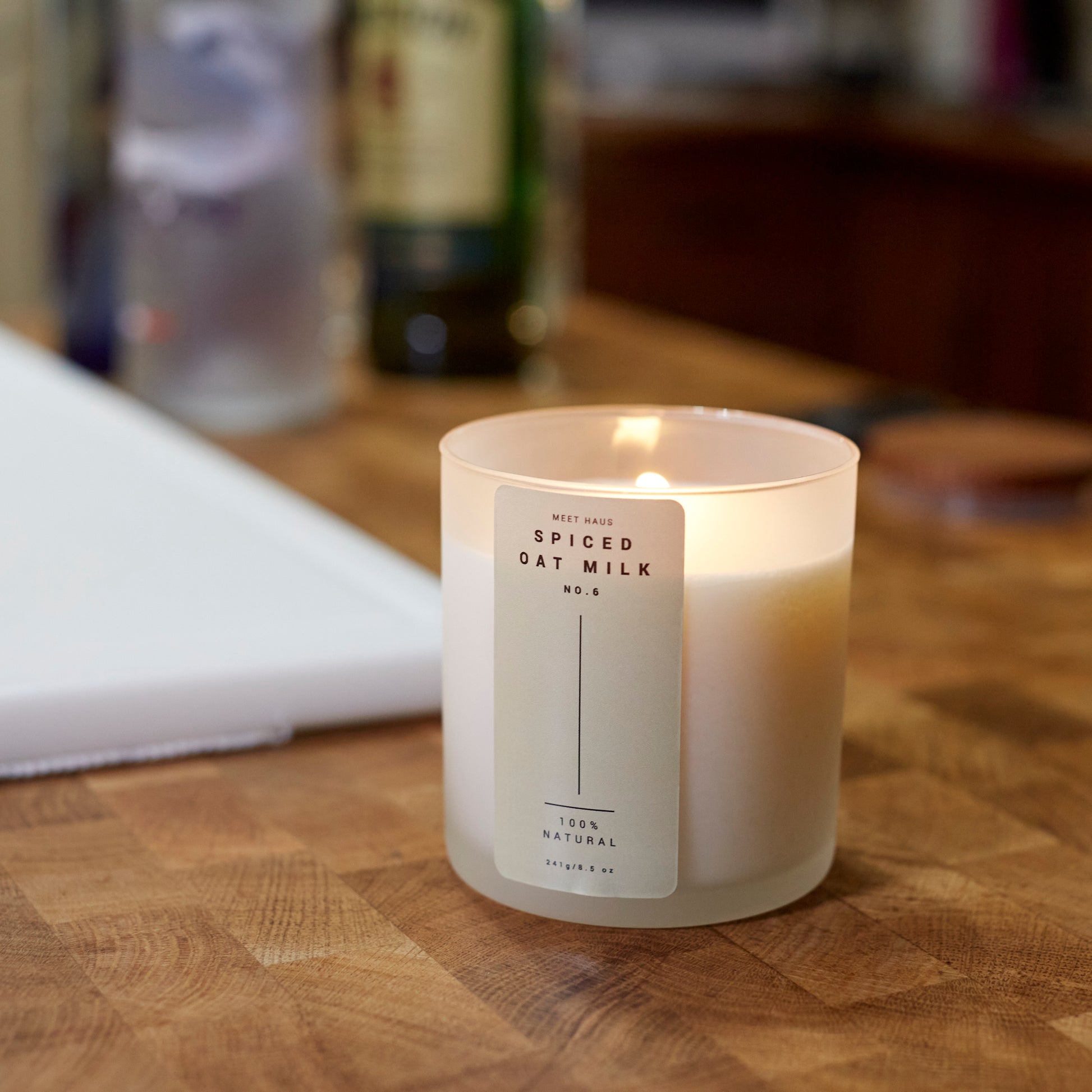 Spiced Oat Milk Candle – A Creamy, Comforting Escape in a Jar - Meet Haus
